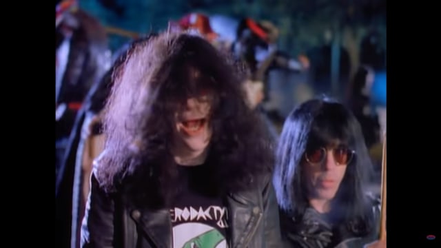 Video klip The Ramones - Pet Sematary dok YouTube