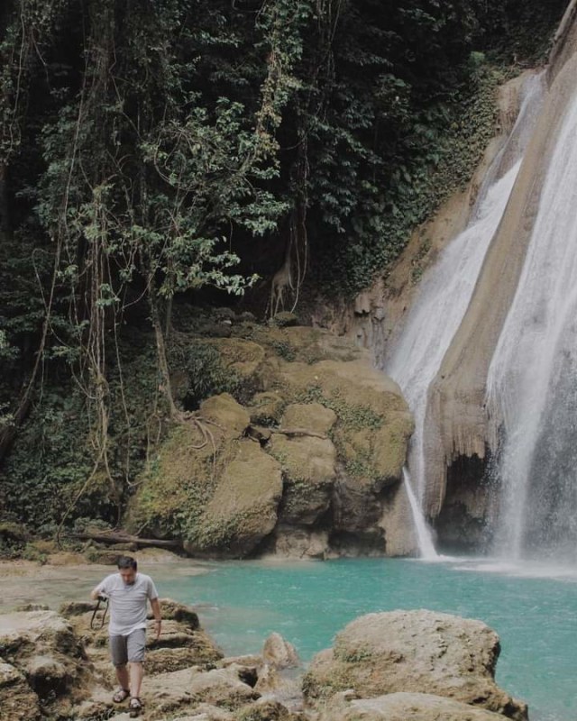 Foto: Menikmati Air Terjun Berundak di Pulau Wawonii (109377)