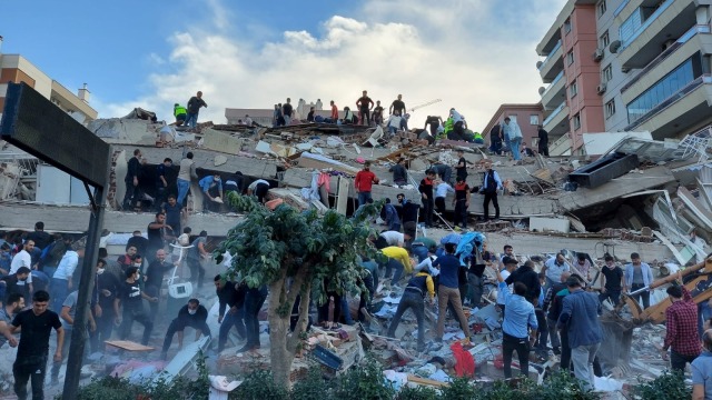 Turki Gempa 7 Magnitudo: Muncul Peringatan Tsunami, Air Laut Naik ke Pesisir (37165)
