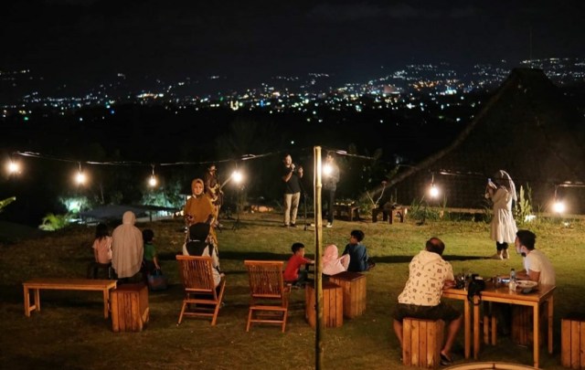 Sensasi Camping Cantik di Urban Camp Malang (315851)