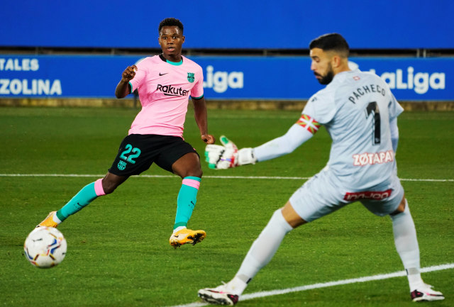 Deportivo Alaves vs Barcelona. Foto: Vincent West/Reuters