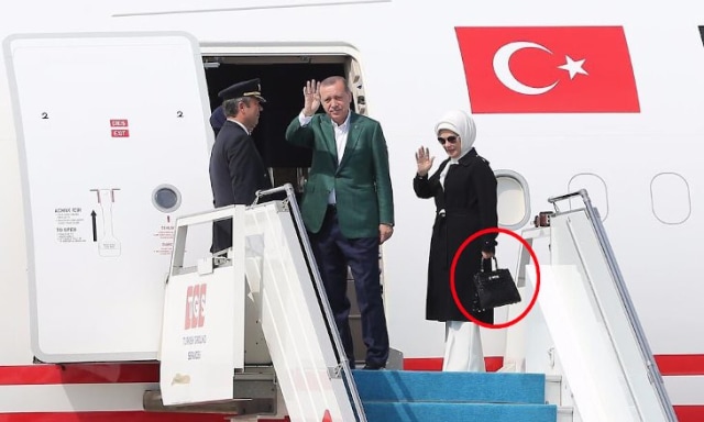 Emine Erdogan saat Membawa Tas Hermes Foto: Twitter @HelenaDaZeus