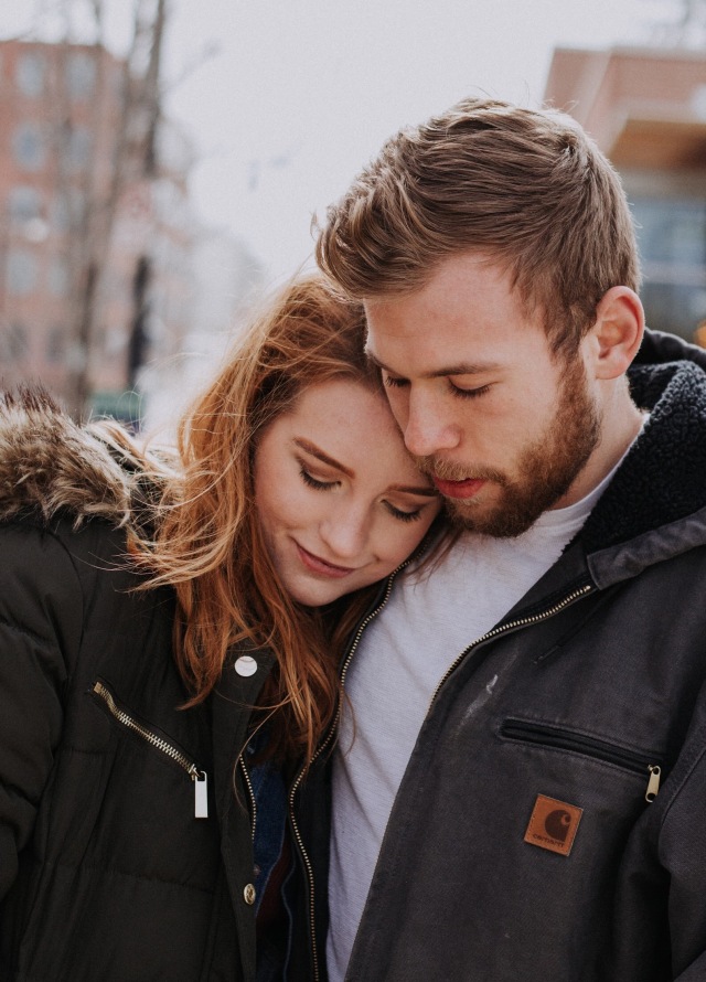 Ilustrasi pacar memiliki perasaan spesial. Foto: Unsplash