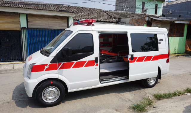 DFSK dari SUV Expert yang Cari 'Peruntungan' di Ambulans Expert (10658)