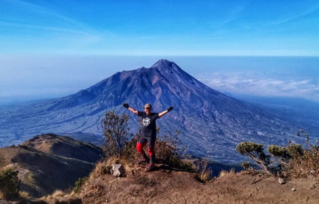 Puncak gunung Merbabu (Foto: Yuk Jelajah/Eka Rahmawati)