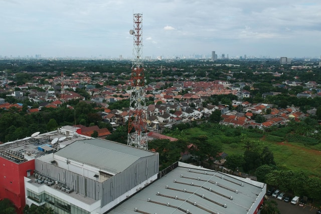 Penampabahan kapasitas dan coverage di sejumlah tempat agar jaringan Smartfren tetap stabil. Foto: Dok Istimewa
