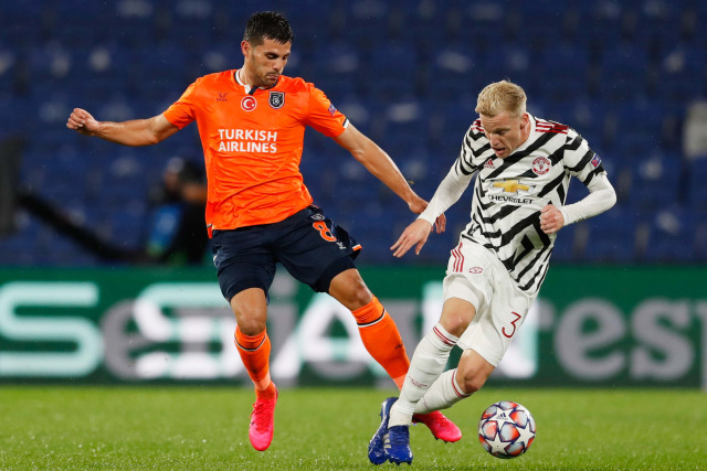 Live Streaming MU vs Istanbul Basaksehir di Liga Champions (112298)