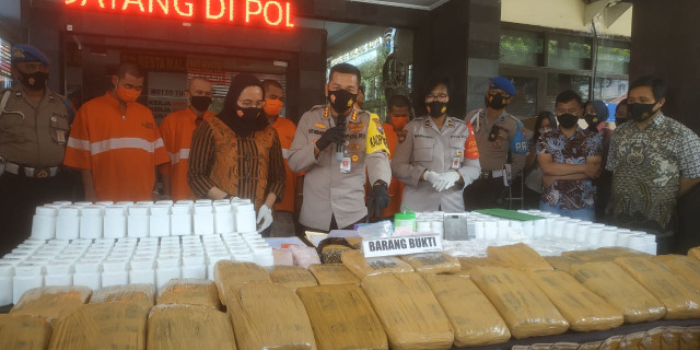 Polresta Malang Kota sukses membongkar jaringan baru peredaran ganja di Kota Malang. Foto: Ulul Azmy