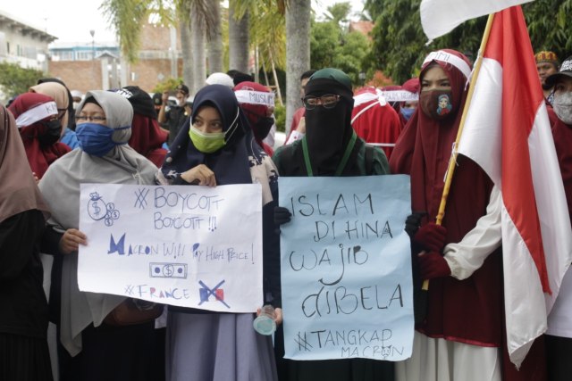 Aksi Bela Nabi di Aceh Barat, Massa Desak Pemerintah Boikot Produk Prancis (11179)