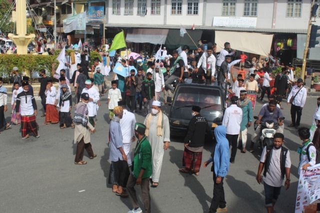 Aksi Bela Nabi di Aceh Barat, Massa Desak Pemerintah Boikot Produk Prancis (11181)