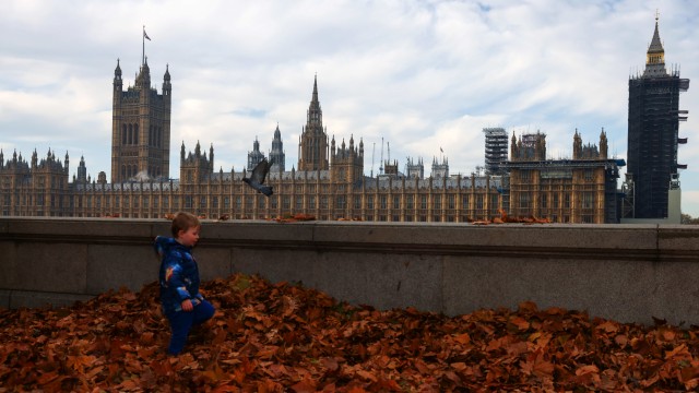 Potret Inggris saat kembali berlakukan Lockdown. Foto: Reuters/Toby Melville