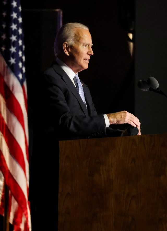 Joe Biden menyampaikan Pidato kemenangan di Pemilu AS 2020 di di Wilmington, Delaware, pada Sabtu (7/11). Foto: JONATHAN ERNST/REUTERS