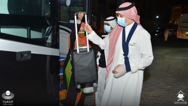Jemaah Umrah Indonesia Kloter 3 Tiba di Arab Saudi (107618)
