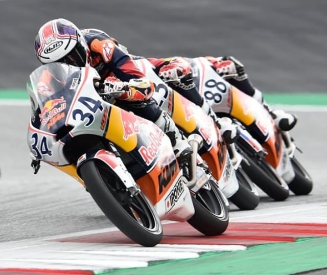 Intip KTM RC 250 R, yang Antarkan Pebalap Indonesia Mario Aji Podium di Spanyol (171311)