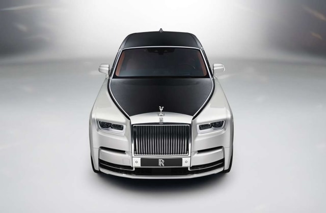 Segini Harga Sewa Lamborghini Hingga Rolls Royce Buat Bikin Konten (70307)