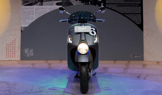 Foto: Debut Vespa GTV Sei Giorni II Edition di Indonesia (48157)