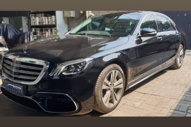 Bikin Mercedes-Benz S-Class Biasa Jadi Berwajah Maybach, Segini Modalnya (42261)