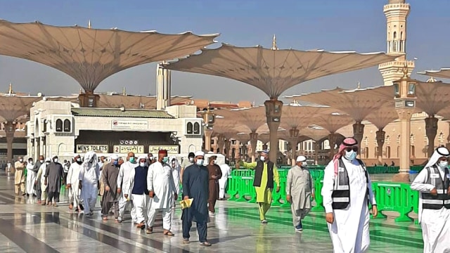 Jemaah Indonesia Kloter 3 Bebas Corona, Bisa Langsung Umrah (351739)