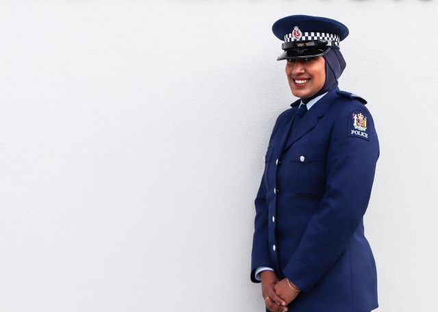 Zeena Ali, Polisi Berhijab Pertama dari Selandia Baru (86663)