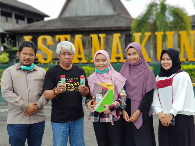 Tim sangbo bertemu dengan Ketua Kekerabatan Besar Kesultanan Kutaringin Pangeran Muasjidinsyah. Joko Hardyono/InfoPBUN