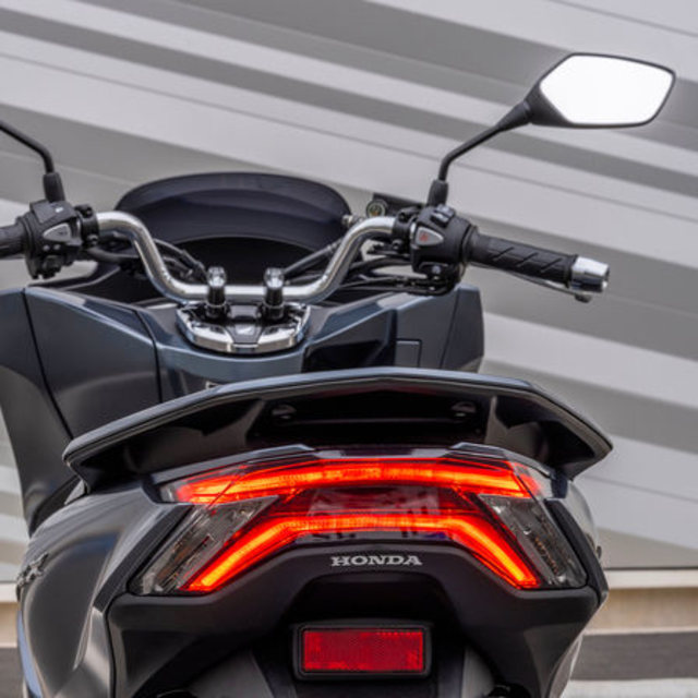 All New Honda PCX Bermesin 4 Katup Resmi Meluncur, Intip Spesifikasinya (585742)