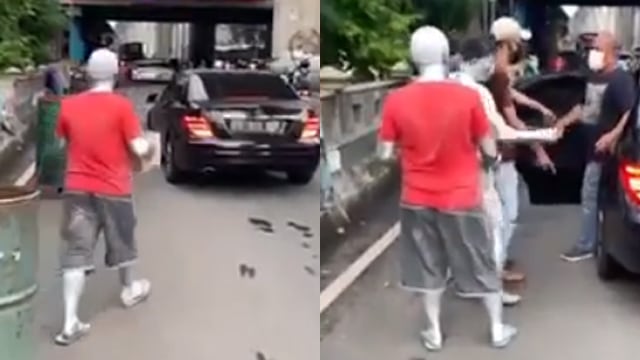 Momen Manusia Silver Tegur Pengemudi Mobil yang Buang Sampah Sembarangan (32673)