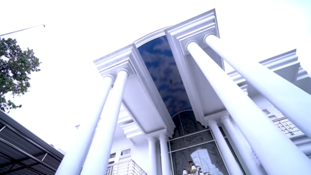 Potret Rumah Mewah Inul Daratista yang Tak Pernah ...