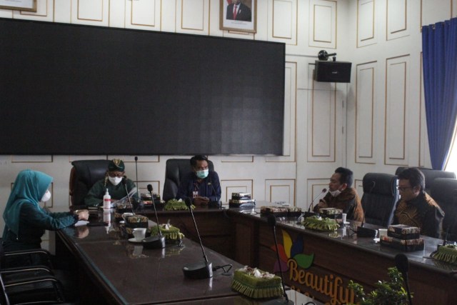 Tekan Corona, Pemkot Malang Terima Bantuan Seribu Prebiotik Fit-O (32733)