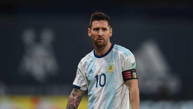 Rumor Transfer: Man City Mau Ikat Lionel Messi 10 Tahun (54242)