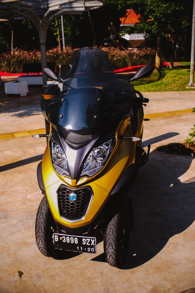 Foto: Lebih Dekat dengan Piaggio MP3 500 HPE, Skutik Canggih Beroda 3 (85220)
