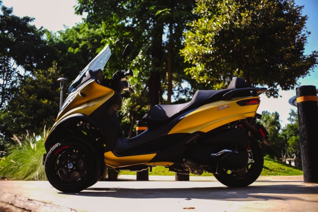 Foto: Lebih Dekat dengan Piaggio MP3 500 HPE, Skutik Canggih Beroda 3 (85193)