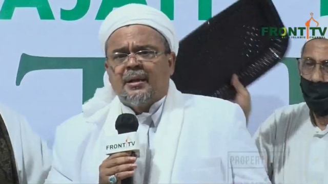 Habib Rizieq Syihab memberikan ceramah pada peringatan Maulid Nabi di DPP FPI, Petamburan, Jakarta.  Foto: Youtube/@FRONT TV