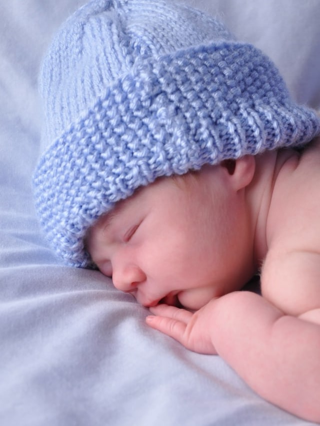 Pilih nama bayi laki-laki yang keren, bagus dan punya makna baik Foto: Shutterstock