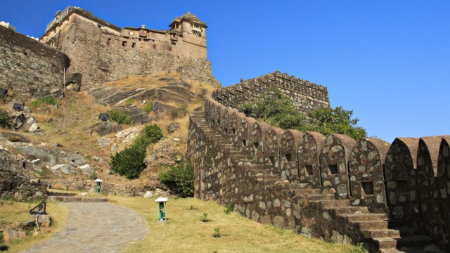 Benteng Kumbhalgarh di India yang mirip Tembok China. Foto: Getty Images