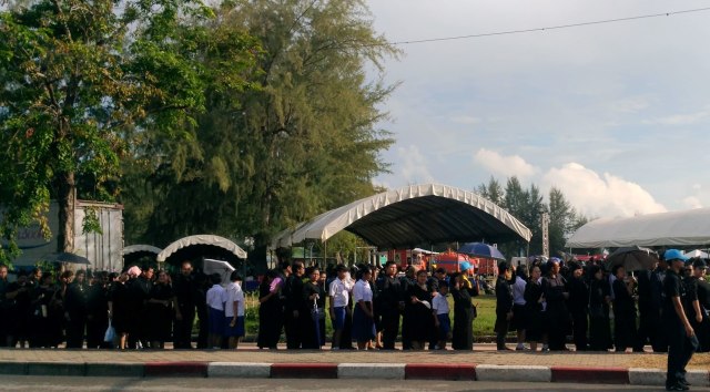 Pilah-pilih Warna ala Thailand (138932)