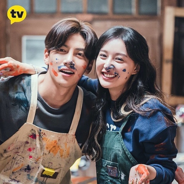 32 Film Korea Terbaru Ji Chang Wook Background