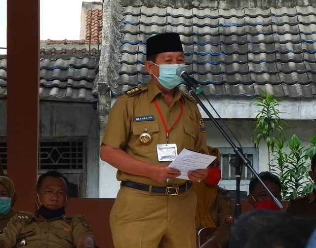 Pemkot Bandar Lampung Terima Bantuan Berbagai Fasilitas Umum dari OJK Lampung (47924)