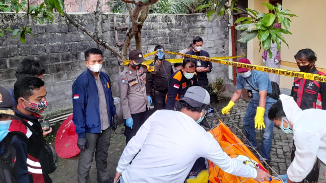 Penemuan mayat perempuan berseragam sekolah di sebuah hotel di Kabupaten Semarang. Foto: Dok. Istimewa