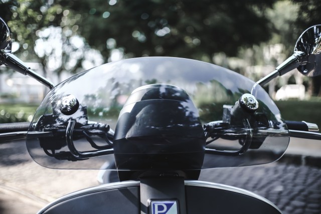Foto: Tampilan Baru Vespa GTV Sei Giorni II Edition (37787)