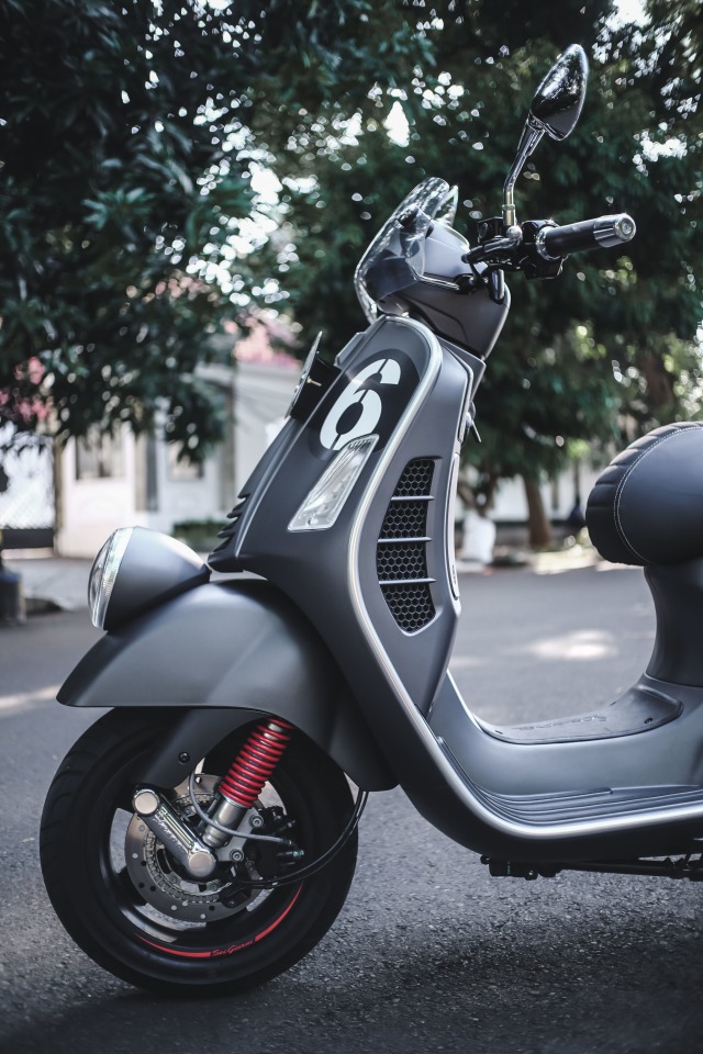 Vespa GTV Sei Giorni II Edition: Motor Koleksi yang Asyik Dikendarai (263541)