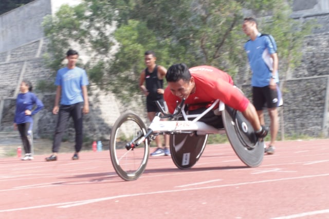 Latihan terpusat terus dilakukan atlet yang tergabung dalam National Paralympic Committee (NPC) Indonesia sejak Oktober lalu. Kali ini sebanyak 35 atlet dipanggil kembali dari beberapa cabang olahraga (cabor) untuk Pelatnas