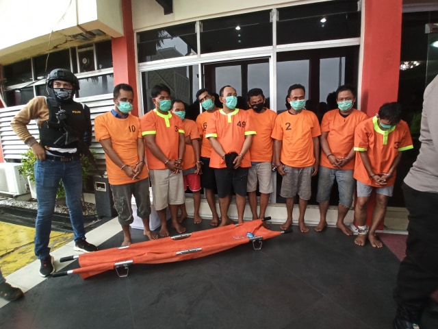 Bandar Narkoba Dumai dan Medan Tembak-tembakan Memperebutkan 46 Kg Sabu (286325)