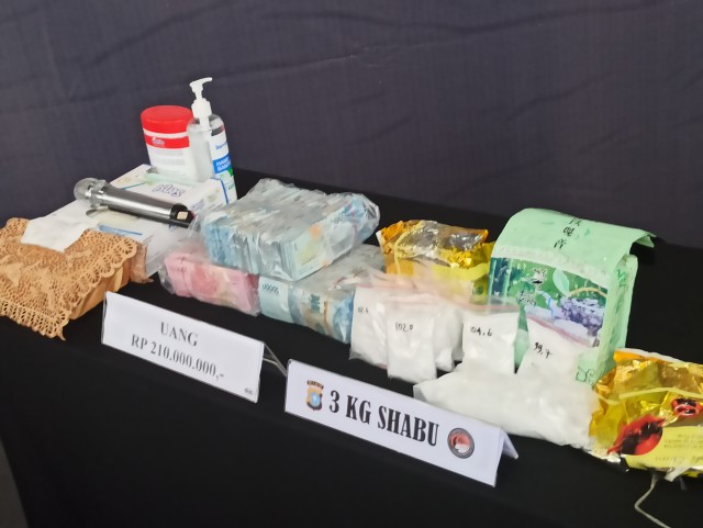 Bandar Narkoba Dumai dan Medan Tembak-tembakan Memperebutkan 46 Kg Sabu (286326)