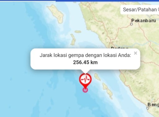 Pusat gempa di Tuapejat Mentawai dilihat dari aplikasi BMKG. Foto: ist