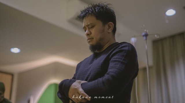 Penuh Haru, 10 Momen Oki Setiana Dewi Melahirkan Anak Ke-4 (200470)