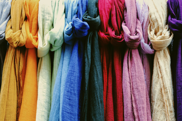 Pilah-pilih Warna ala Thailand (138933)