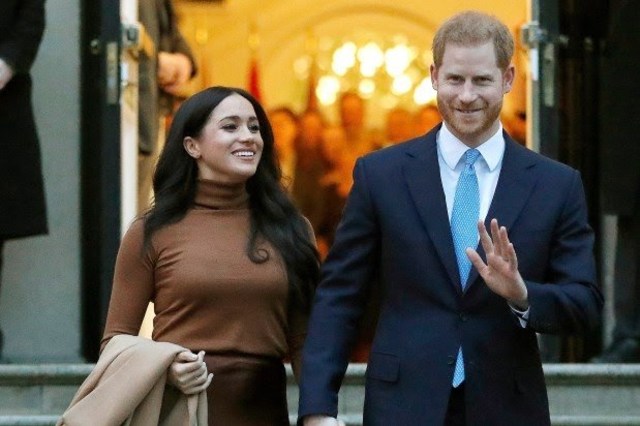 Meghan Markle bersama Pangeran Harry (Foto: Thesun.co.uk)