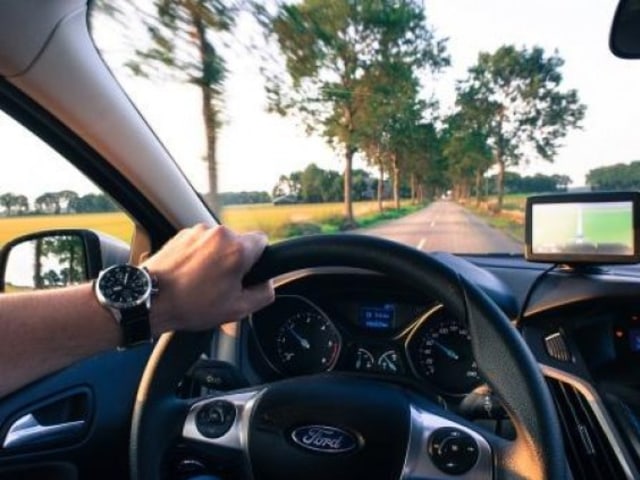 Jurig Bonge, Sosok Misterius Penyebab Kecelakaan di Lintasan Kereta Api (143412)