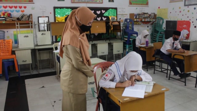 Baru 2 Hari Dibuka, Wali Kota Pekanbaru Kembali Tutup Belajar Tatap Muka (46688)