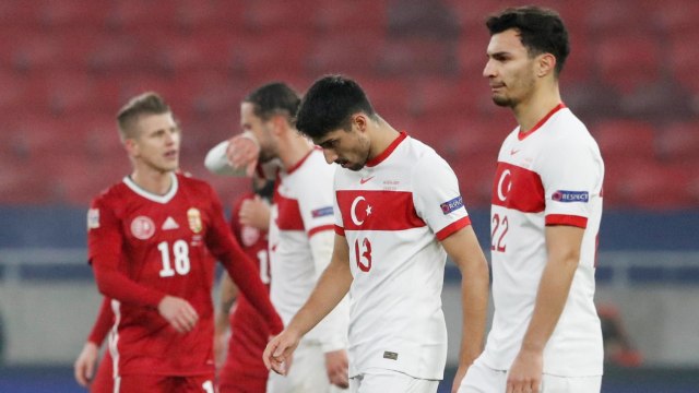 Ekspresi pemain Turki di laga UEFA Nations League melawan Hongaria di Puskas Arena, Budapest, Hongaria. Foto: Carl Recine/Reuters